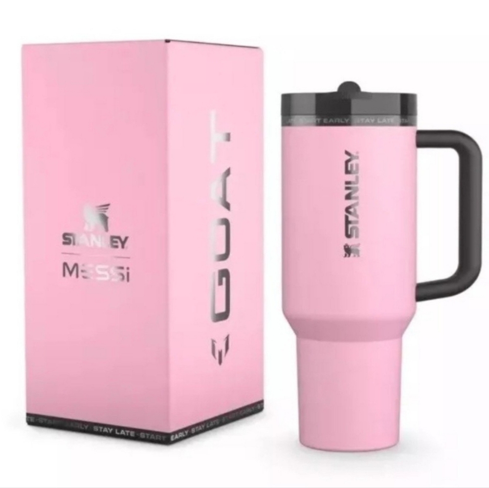 ☆(SET of 2)☆StanleyTHE MESSI GOAT X STANLEY QUENCHER TUMBLER 40 OZ